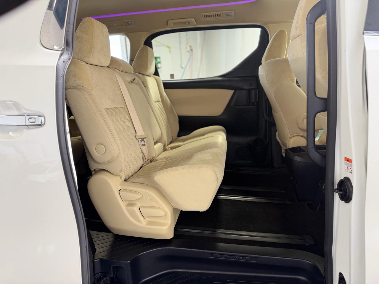 2023 Toyota Alphard
