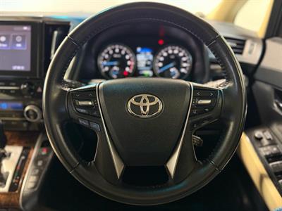2023 Toyota Alphard - Thumbnail