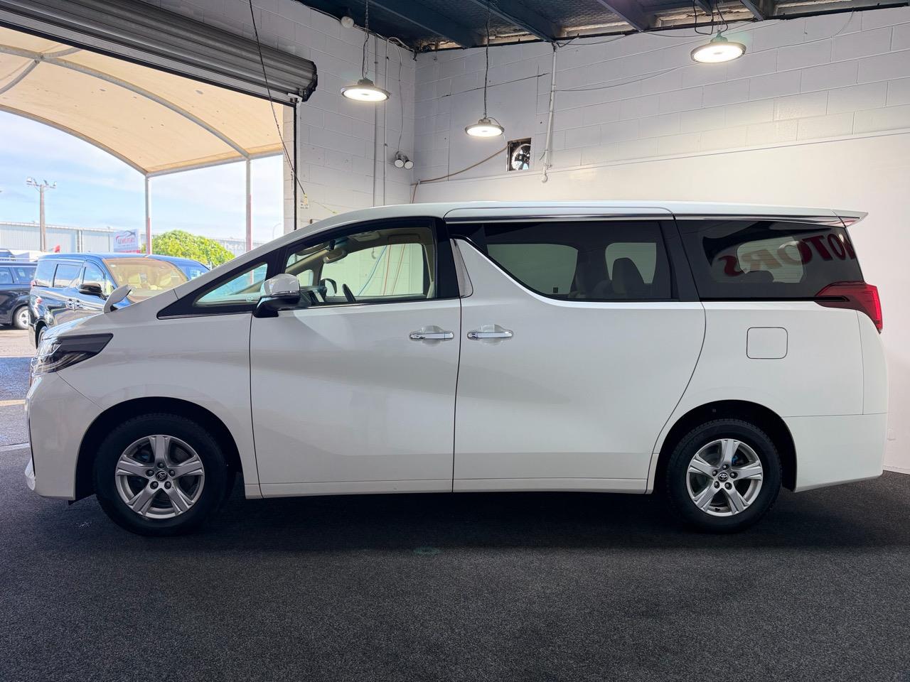 2023 Toyota Alphard