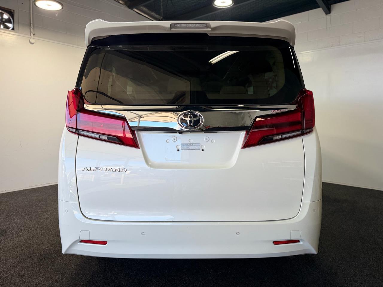 2023 Toyota Alphard