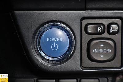 2020 Toyota Corolla - Thumbnail