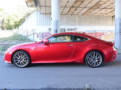2014 Lexus RC300h - Thumbnail