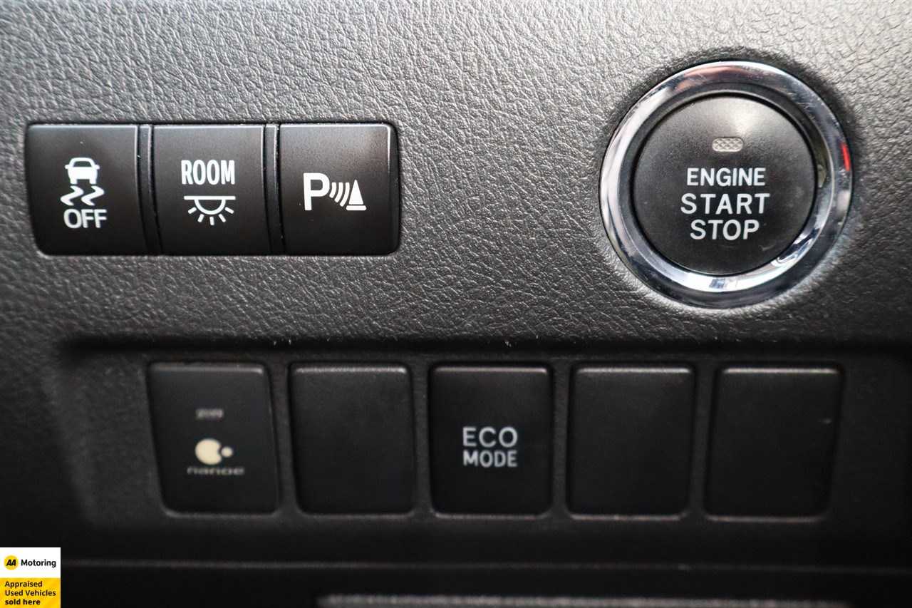 2013 Toyota Vellfire