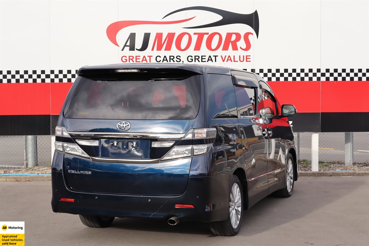 2013 Toyota Vellfire