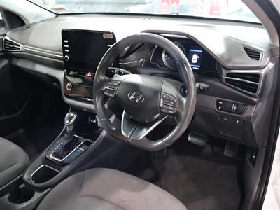 2022 Hyundai IONIQ - Thumbnail
