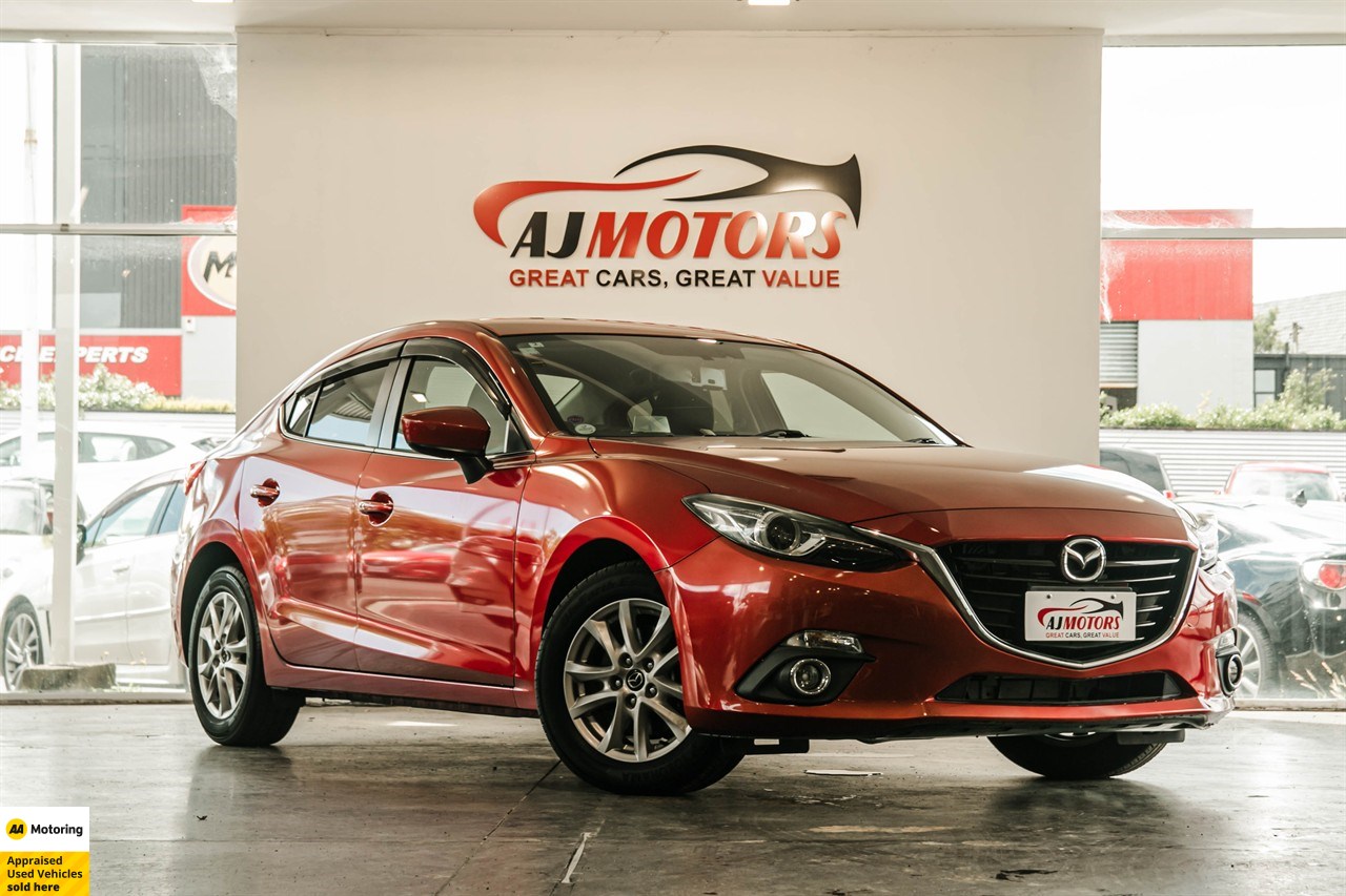 2014 Mazda Axela