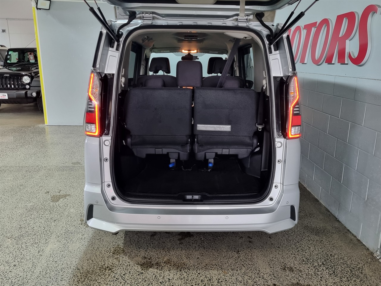 2018 Nissan Serena