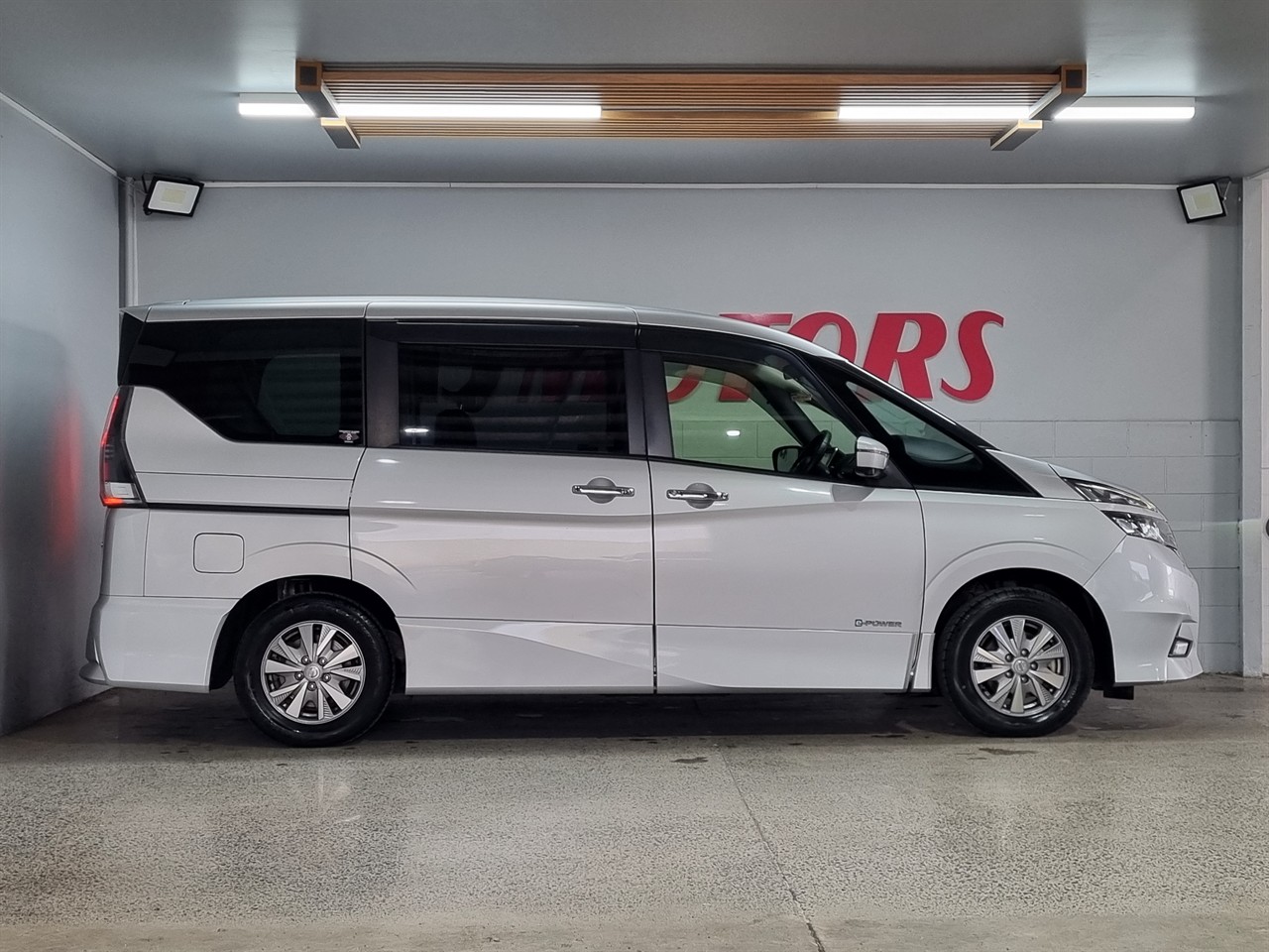 2018 Nissan Serena