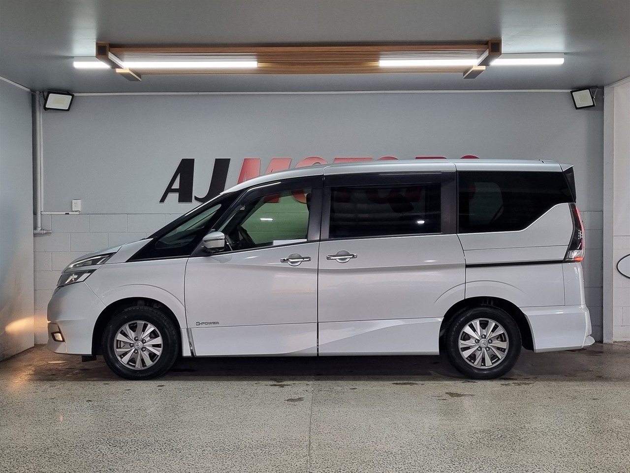 2018 Nissan Serena