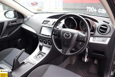 2010 Mazda Axela - Thumbnail