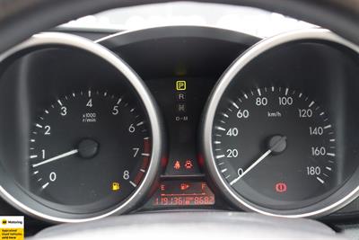 2010 Mazda Axela - Thumbnail