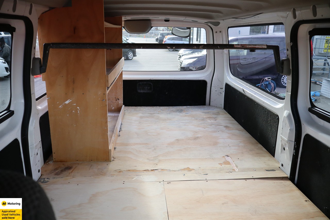 2019 Nissan NV350