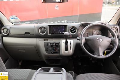 2019 Nissan NV350 - Thumbnail