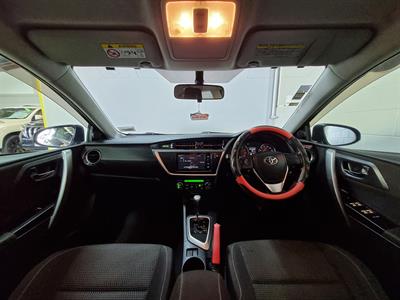 2014 Toyota Auris - Thumbnail