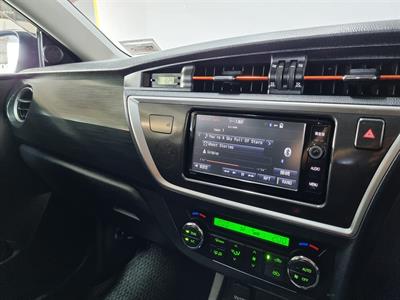 2014 Toyota Auris - Thumbnail