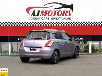 2017 Suzuki Swift - Thumbnail