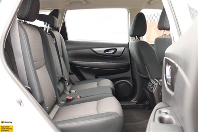 2021 Nissan X-Trail - Thumbnail