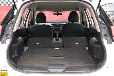 2021 Nissan X-Trail - Thumbnail