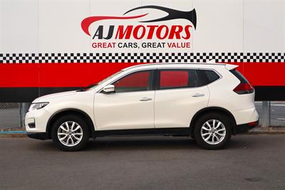 2022 Nissan X-Trail - Thumbnail