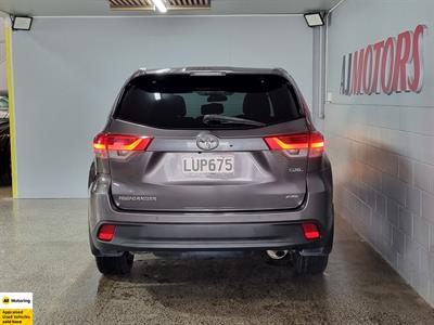 2018 Toyota Highlander - Thumbnail