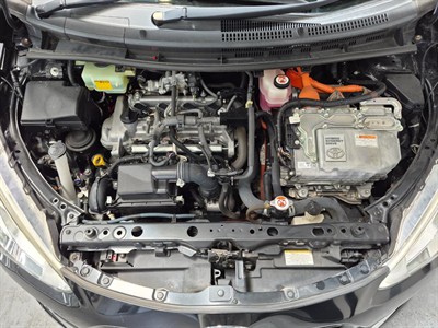 2017 Toyota Aqua - Thumbnail