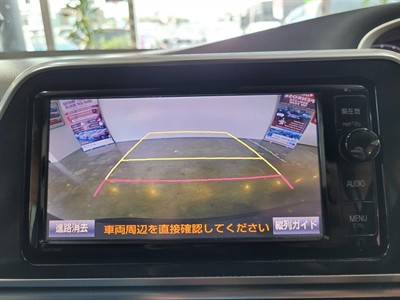 2016 Toyota Sienta - Thumbnail