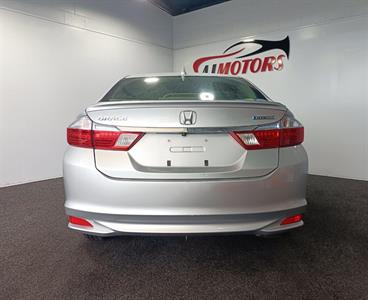 2017 Honda GRACE - Thumbnail