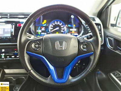 2015 Honda GRACE - Thumbnail
