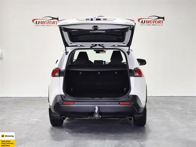 2019 Toyota RAV4 - Thumbnail