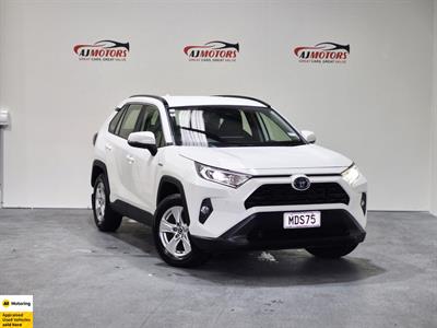 2019 Toyota RAV4 - Thumbnail