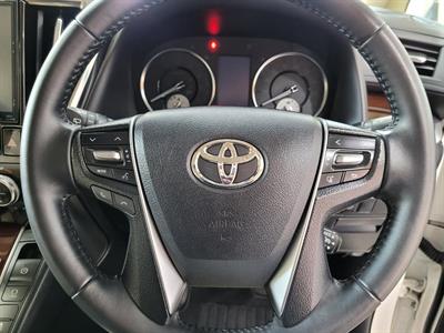 2016 Toyota Alphard - Thumbnail