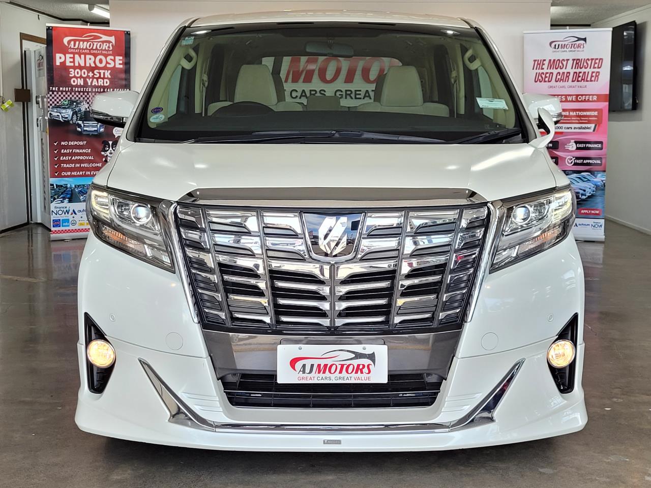 2016 Toyota Alphard