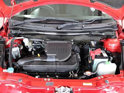 2015 Suzuki Swift - Thumbnail