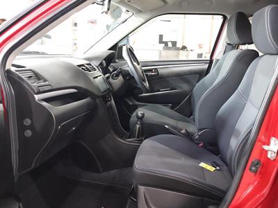2015 Suzuki Swift - Thumbnail