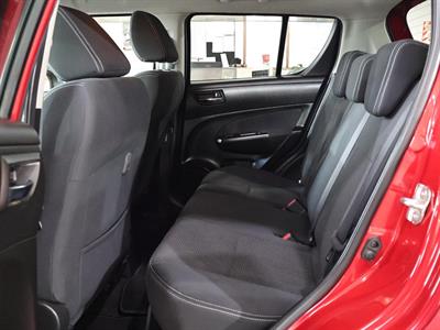 2015 Suzuki Swift - Thumbnail