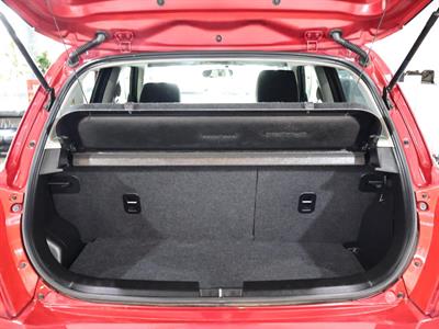 2015 Suzuki Swift - Thumbnail