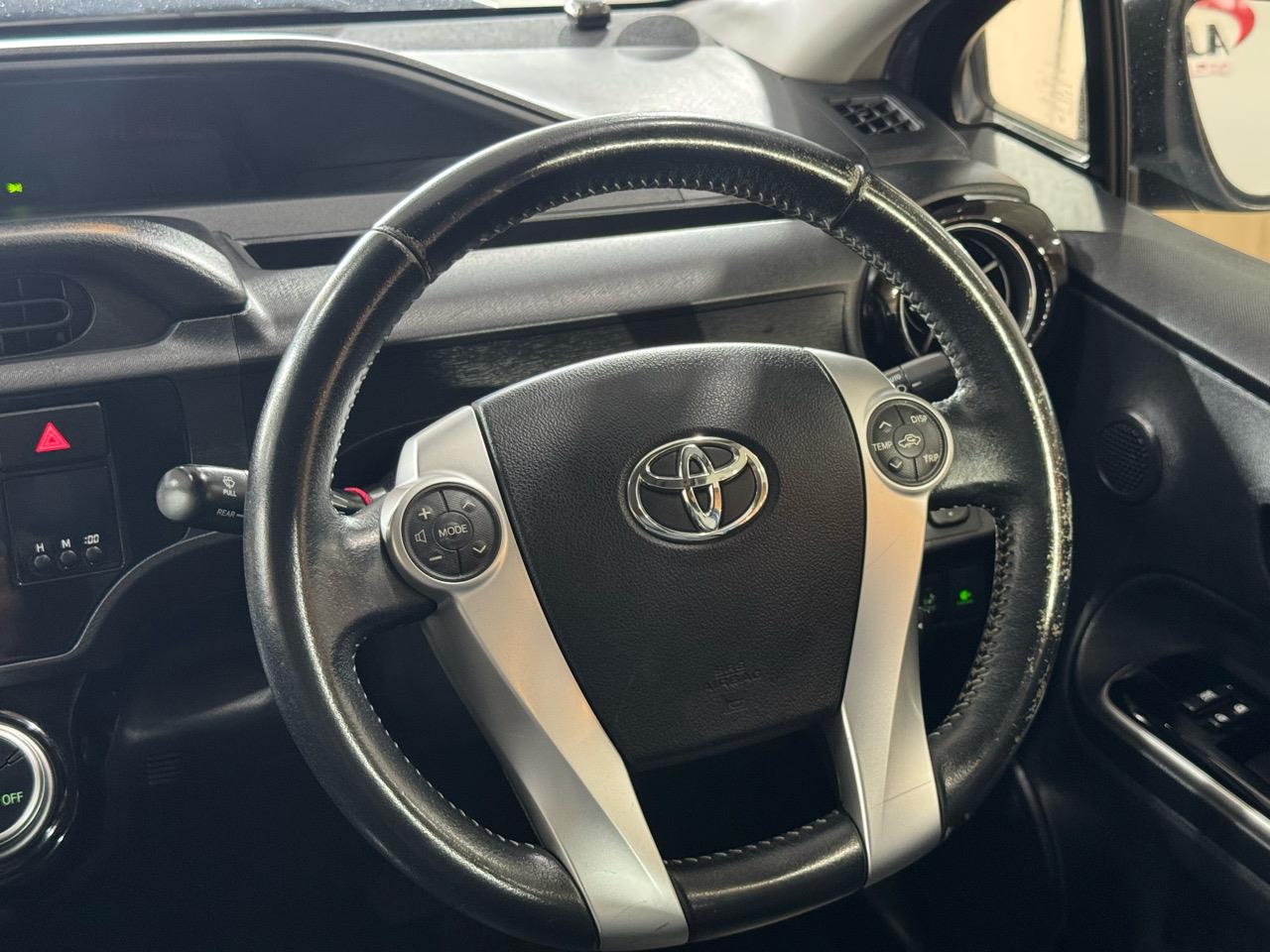 2015 Toyota Aqua