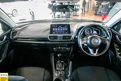 2014 Mazda Axela - Thumbnail