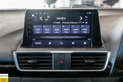 2014 Mazda Axela - Thumbnail