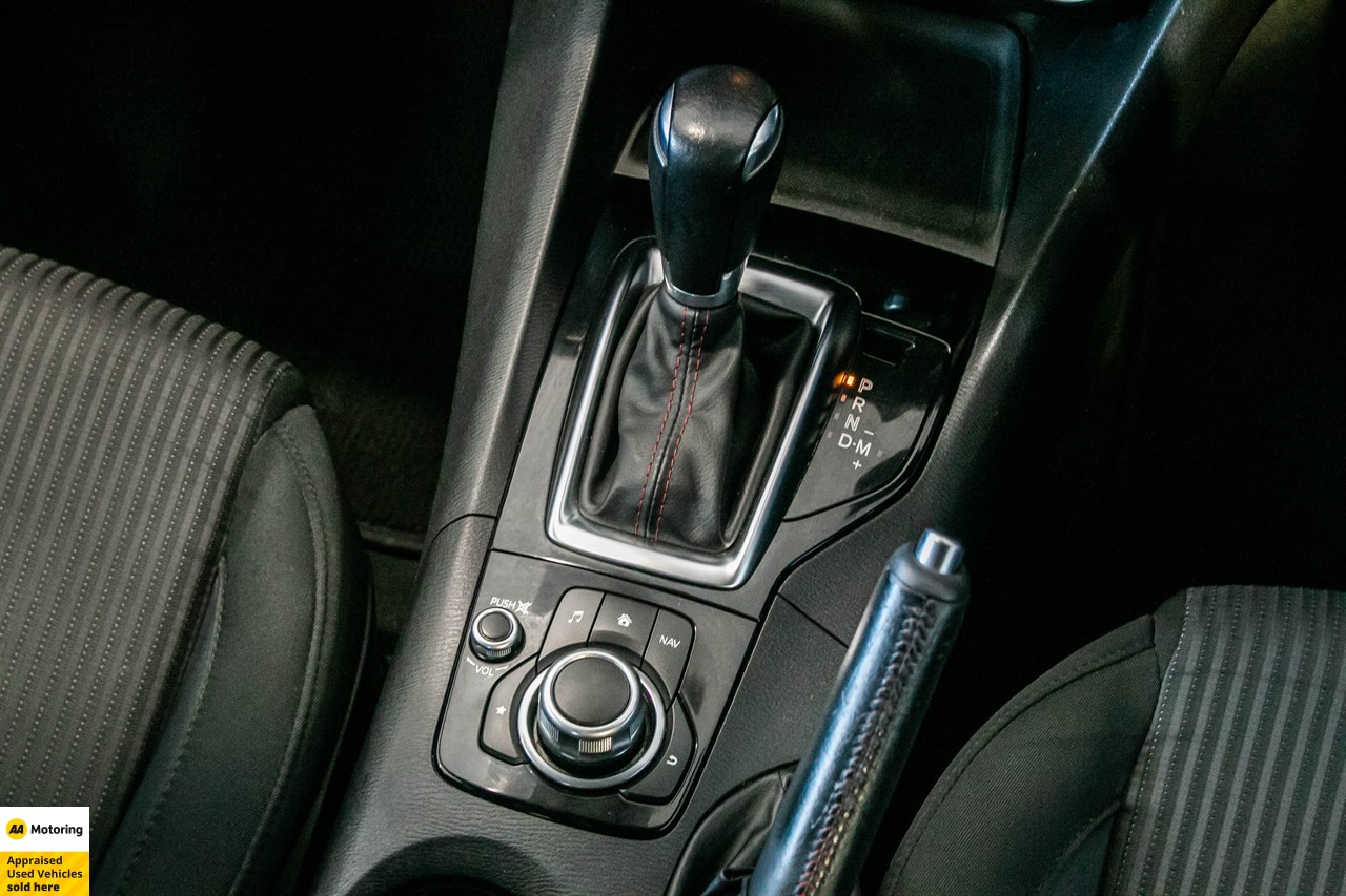 2014 Mazda Axela
