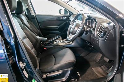 2014 Mazda Axela - Thumbnail