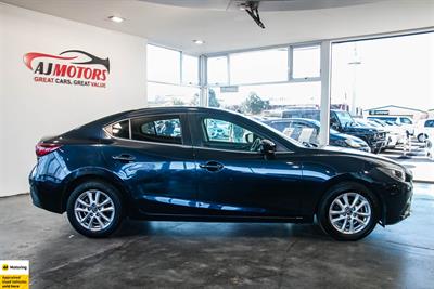 2014 Mazda Axela - Thumbnail