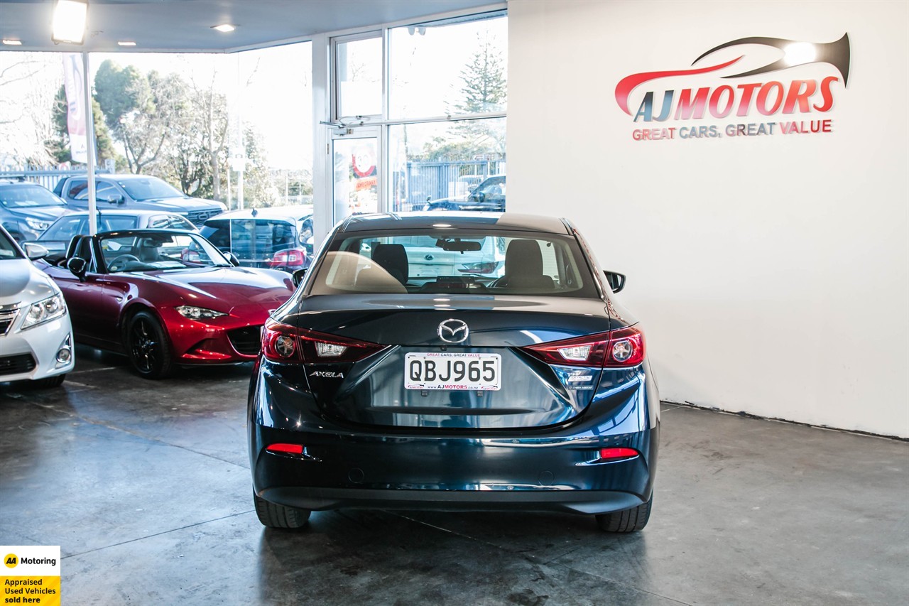 2014 Mazda Axela
