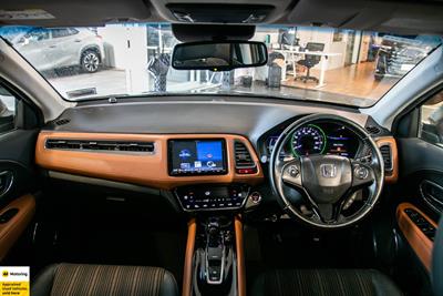 2015 Honda Vezel - Thumbnail