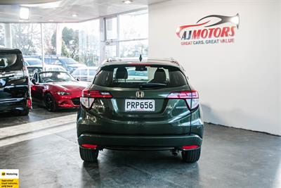 2015 Honda Vezel - Thumbnail