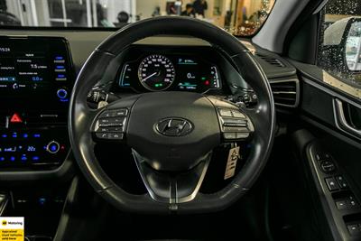 2022 Hyundai IONIQ - Thumbnail