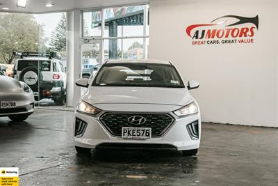 2022 Hyundai IONIQ - Thumbnail