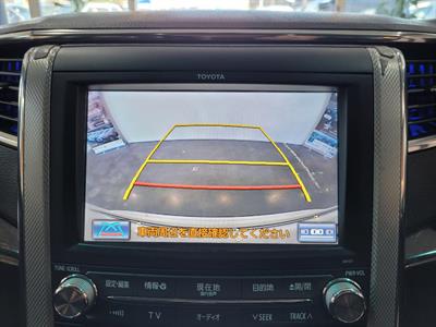 2012 Toyota Vellfire - Thumbnail