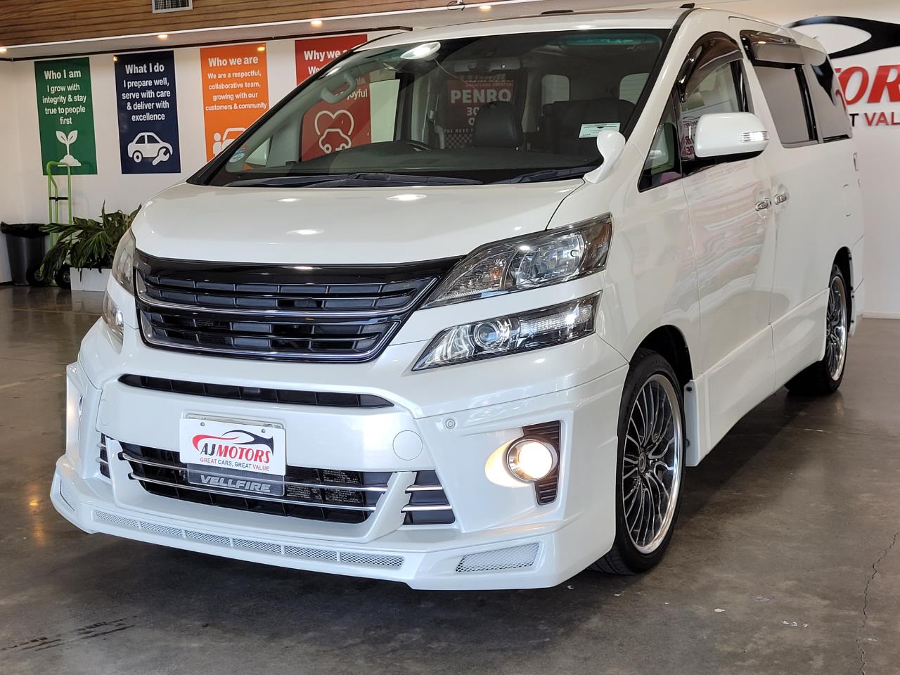 2012 Toyota Vellfire