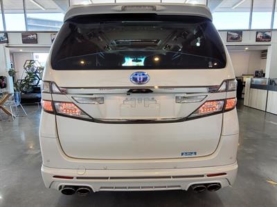 2012 Toyota Vellfire - Thumbnail